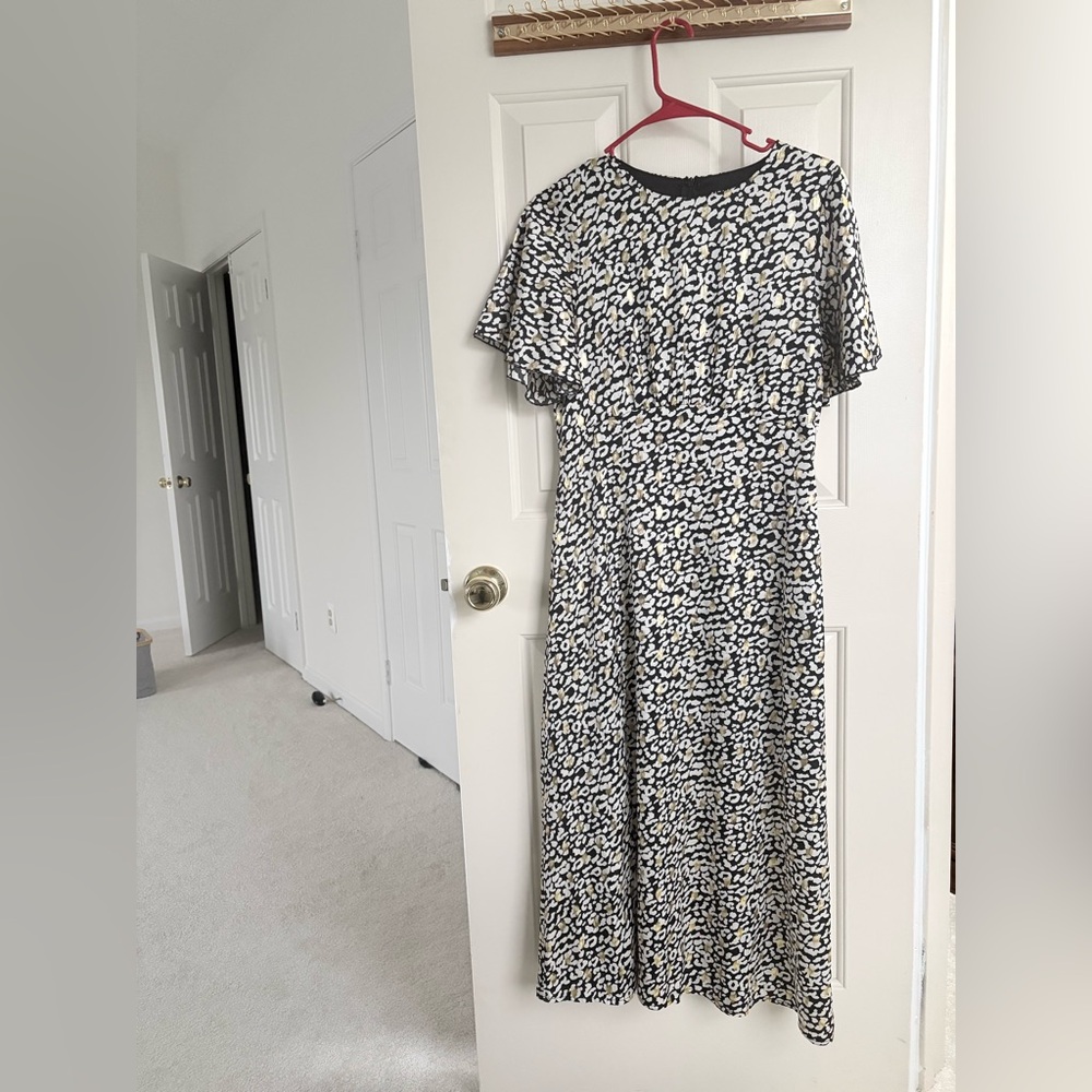 Elegant Black and White Patterned Maxi Dress